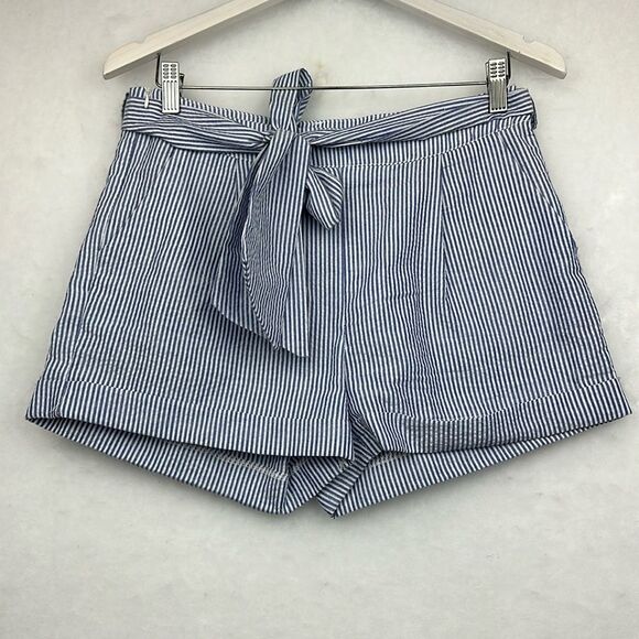 Bow Shorts, Blue&White Seersucker, Size M - Picture 1 of 8